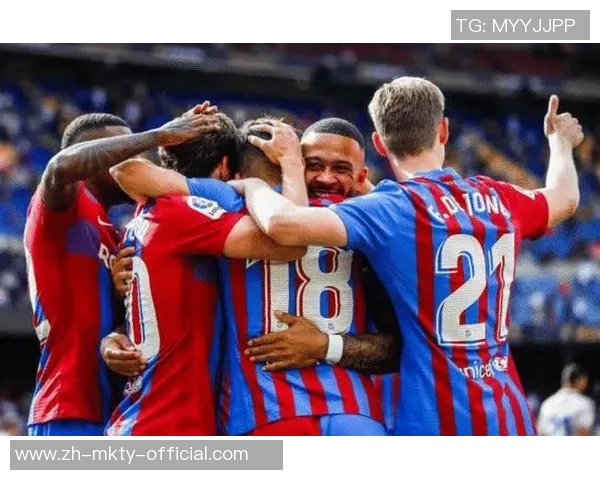 巴萨与拜仁再度交锋谁能在欧冠赛场上笑到最后